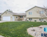 920 Cathy Dr, Tea image