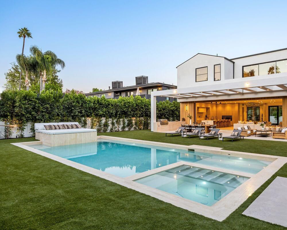 Search Tampa Bay Area Luxury Homes for Sale