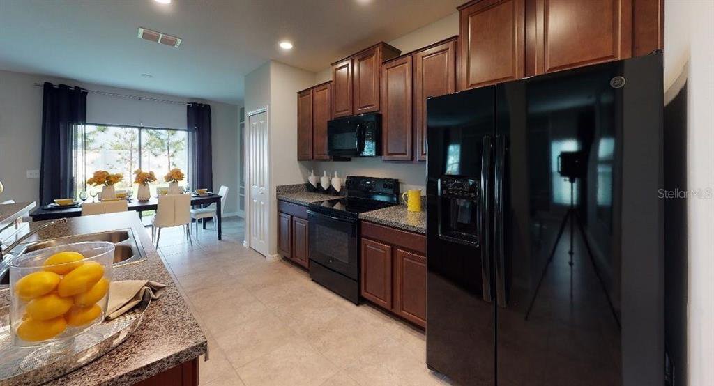 7226 Spring Snowflake Avenue Tampa Fl T