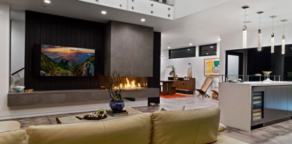 668  Navy St, Santa Monica