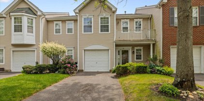 64 Picket Place Unit 1000, Freehold