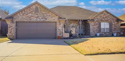254 E Raleigh Terrace, Mustang