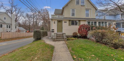 431 W Beechtree Ln, Wayne