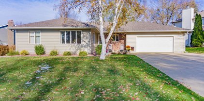 465 Oakhill Road, Chaska