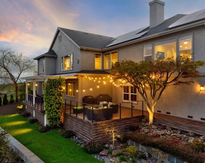 3782 Skyfarm Drive, Santa Rosa