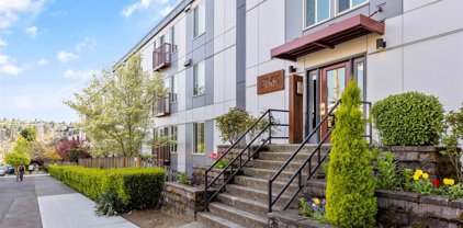 3661 Phinney Avenue N Unit #407, Seattle