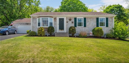 84 Knollwood  Drive, Woonsocket