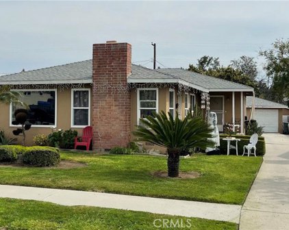 320 E Francis Avenue, La Habra