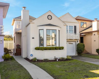 13 Lake Forest DR, Daly City