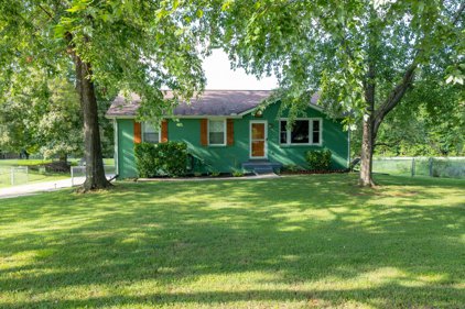 2182 Blakemore Dr, Clarksville