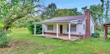 1231 County Road 67, Moundville