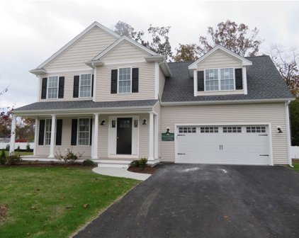 531 Sachem Road, North Kingstown