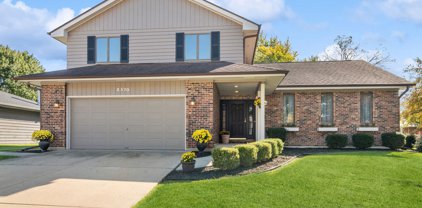 2370 Taliesin Drive, Aurora