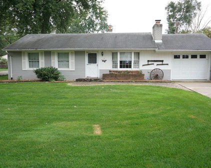 8514 Russell, Shelby Twp