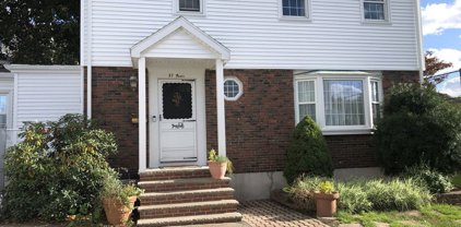 37-R Tappan St, Everett
