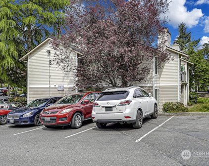 1009 112th Street SE Unit #E104, Everett