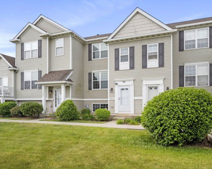 1784 Fieldstone Drive, Shorewood