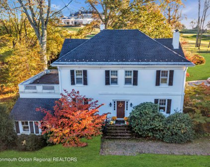 424 Cooper Road, Red Bank