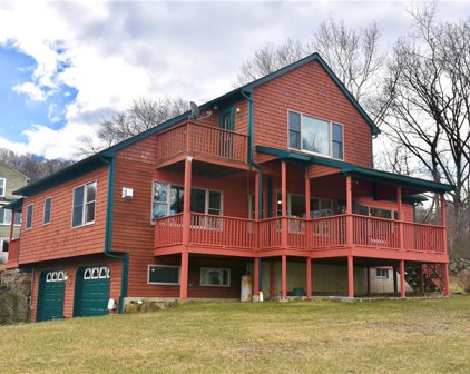 157 Horizon  Drive, Tiverton