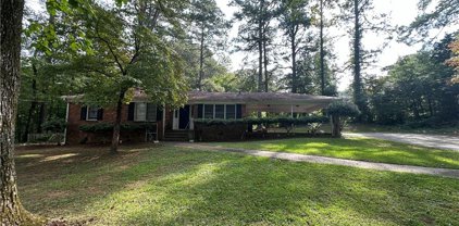 5941 Dunn Sw Road, Mableton