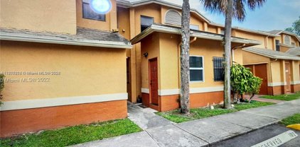 2471 Nw 56th Ave Unit #2-15, Lauderhill