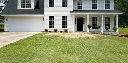 537 N Cedar N Court, Riverdale
