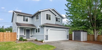 9515 10th Avenue Ct E, Tacoma