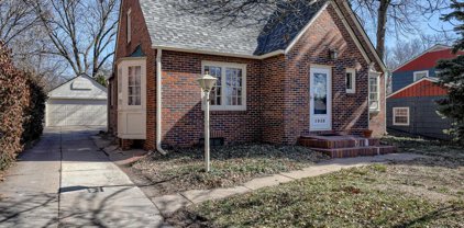 1932 S 48th Street, Lincoln