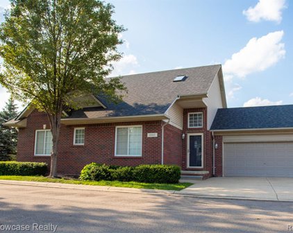 4565 HAMPTON, Warren