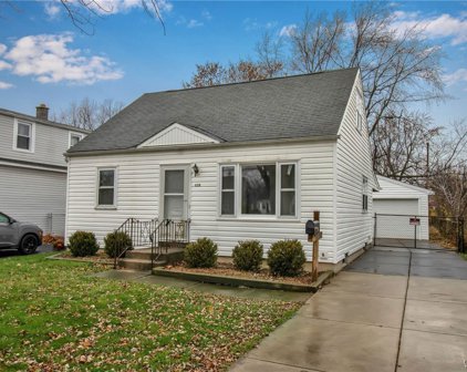 638 Emerson Drive, Amherst