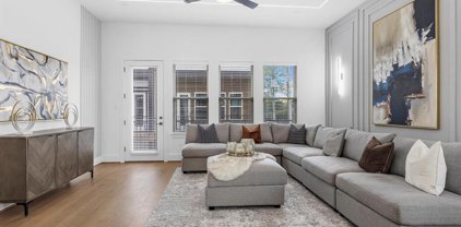 861 Fisher Unit B, Houston