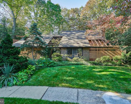 10614 Fiesta Rd, Fairfax