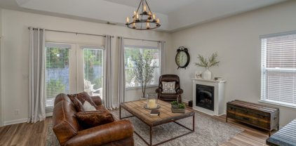907 Catlow Ct, Brentwood