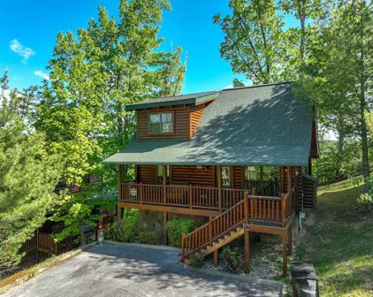 1671 Mountain Lodge Way, Sevierville