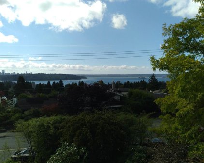 1449 Mathers Avenue, West Vancouver