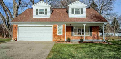 2145 Joy Rd, Auburn Hills