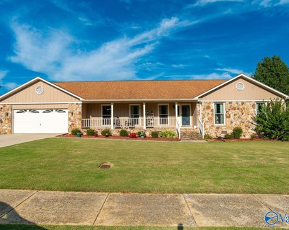 9617 Waldrop Drive Se, Huntsville