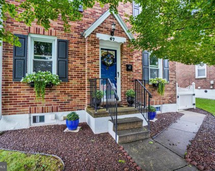 67 N East St, York