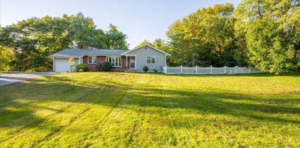2 Fisher St, Northborough