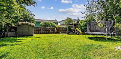 14486 North Bluff Road, White Rock