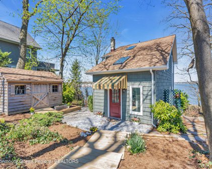 159 Riverside Drive N, Brick