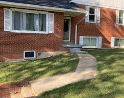 14 Balmoral Dr E, Oxon Hill