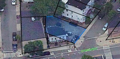 97 Mount Vernon St, Somerville