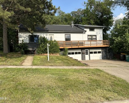 415 N Bell Street, Bismarck