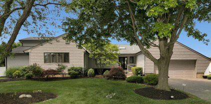 10 Mann Court, Monmouth Beach