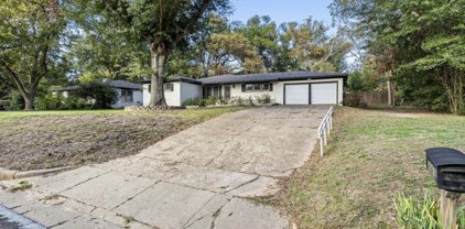 2923 S Robertson Ave, Tyler