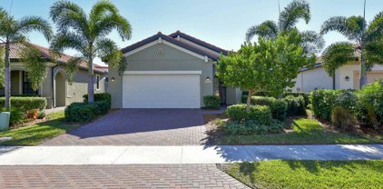 10097 Cozy Grove Drive, Venice