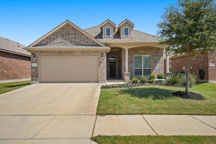11316 Gold Canyon  Drive, Fort Worth