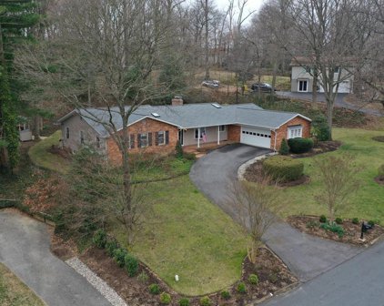 689 Carlisle Dr, Arnold