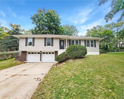 11915 Sycamore Avenue, Grandview